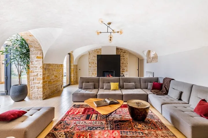 La Demeure du Val — salon lumineux